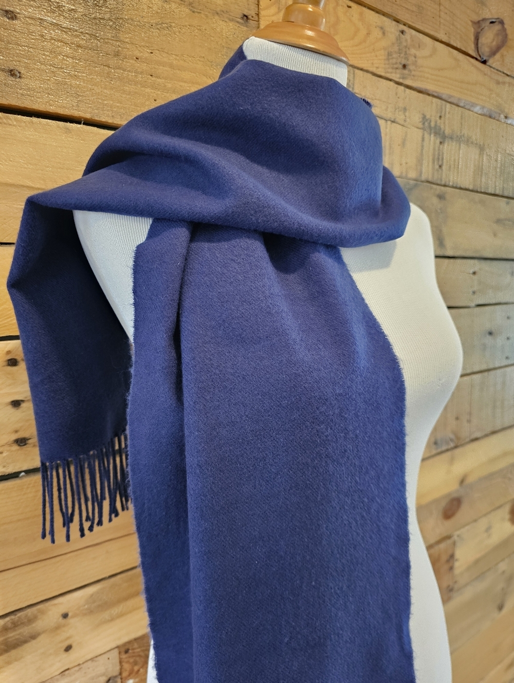 🐕 Classic Navy Fringe Scarf 🐕 - Picture 2 of 4
